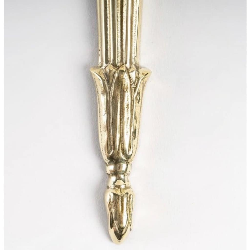 1950 Paire d&rsquo;appliques néoclassiques en bronze de la maison Lucien Gau 4
