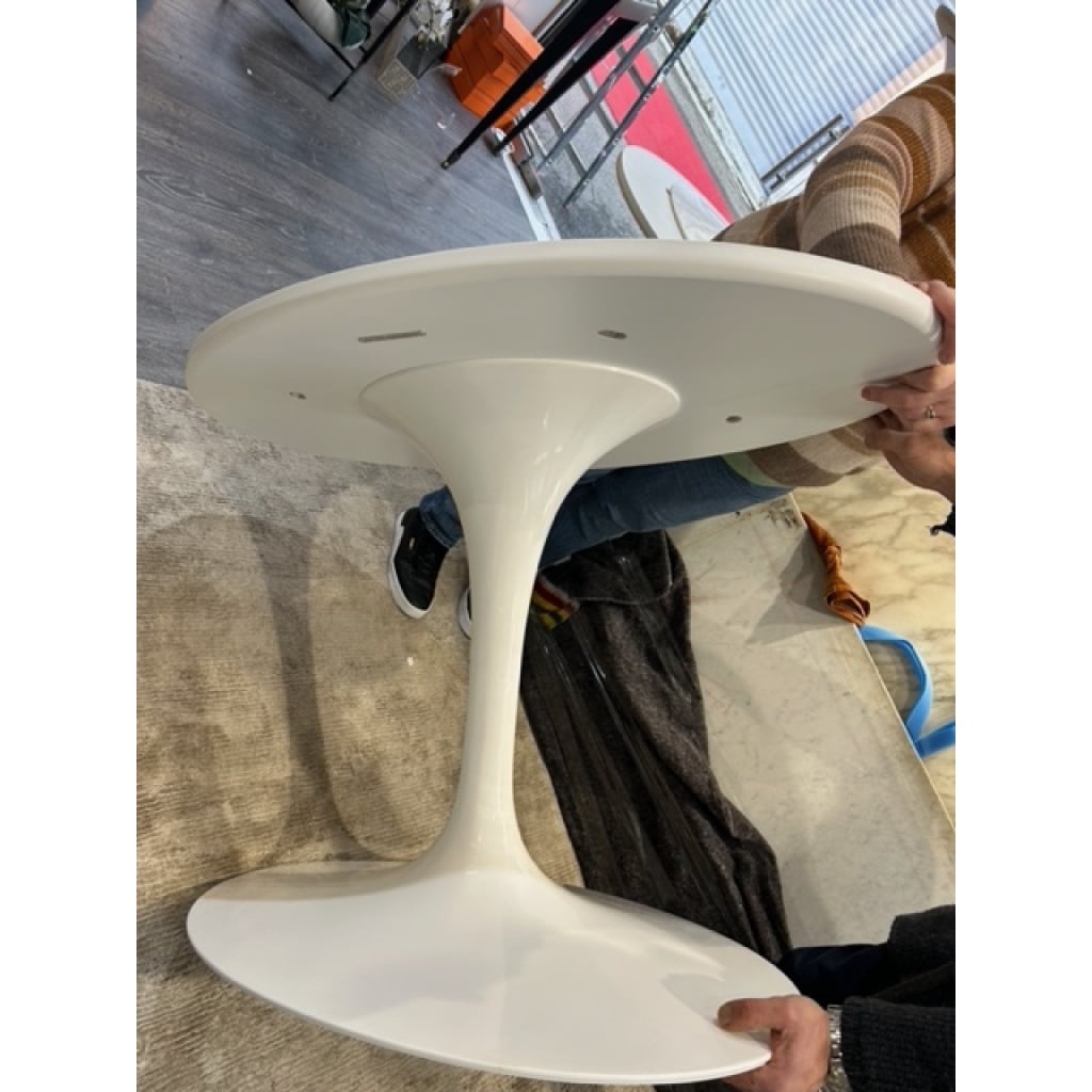 Eero Saarinen (1910-1961) – Knoll: Oval table 198 cm, Arabescato 12