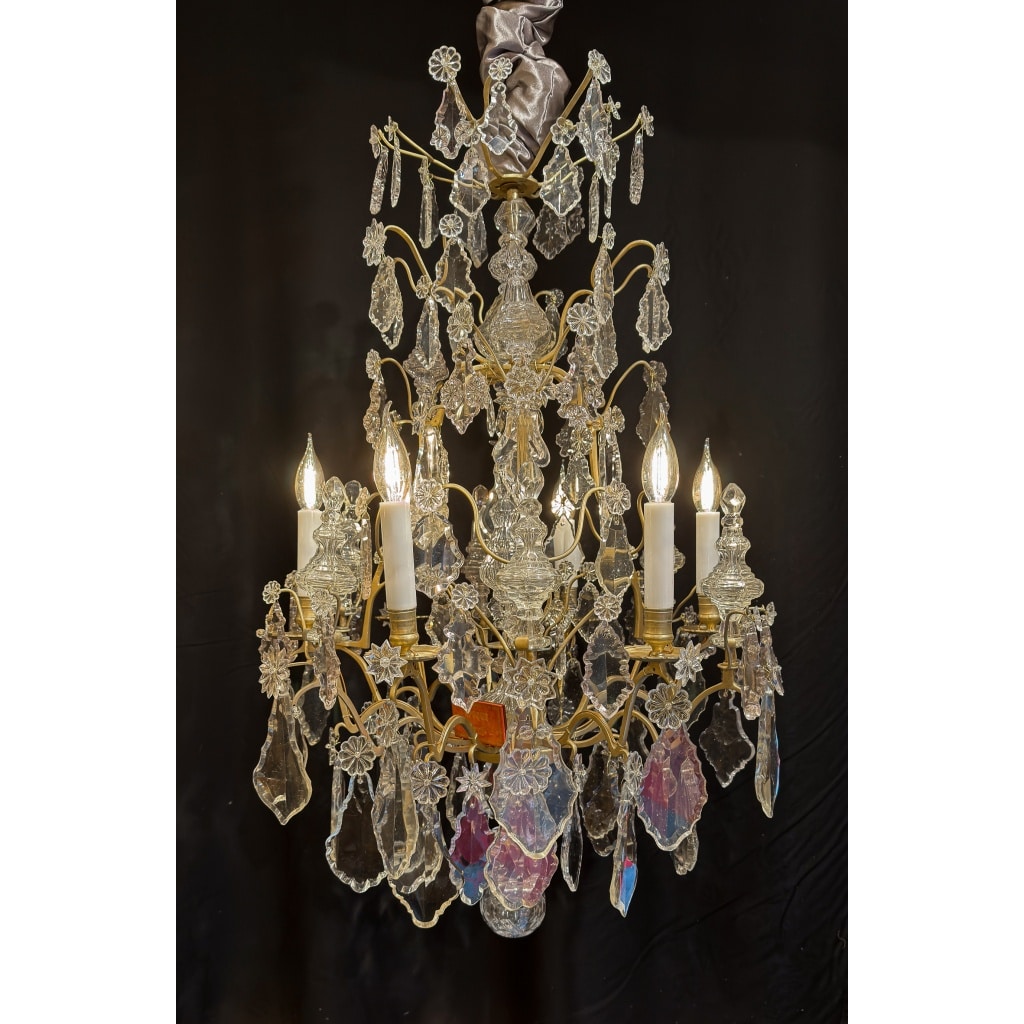 Lustre Français de la fin du XVIIIeme siècle en Bronze Doré et Cristal Taillé vers 1780 2 Lustre Français de la fin du XVIIIeme siècle en Bronze Doré et Cristal Taillé vers 1780 2
