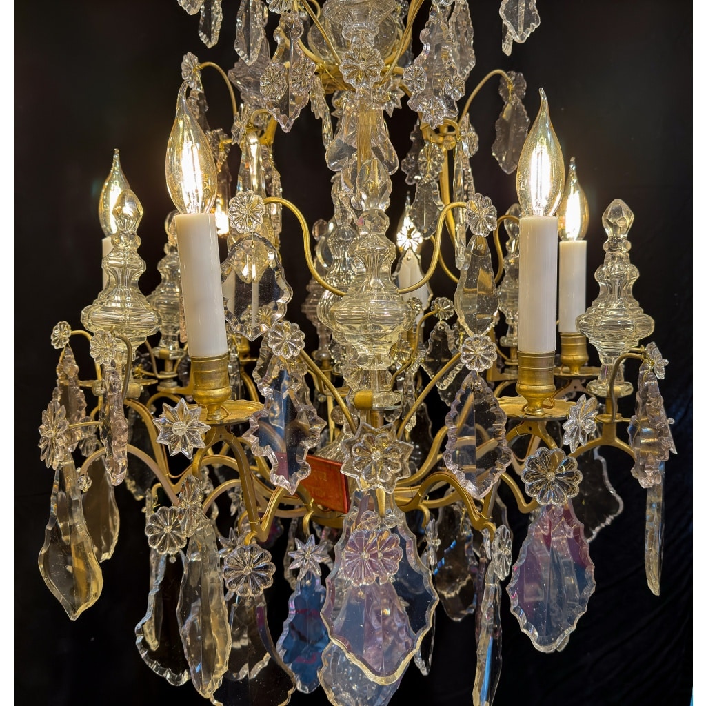 Lustre Français de la fin du XVIIIeme siècle en Bronze Doré et Cristal Taillé vers 1780 7 Lustre Français de la fin du XVIIIeme siècle en Bronze Doré et Cristal Taillé vers 1780 7