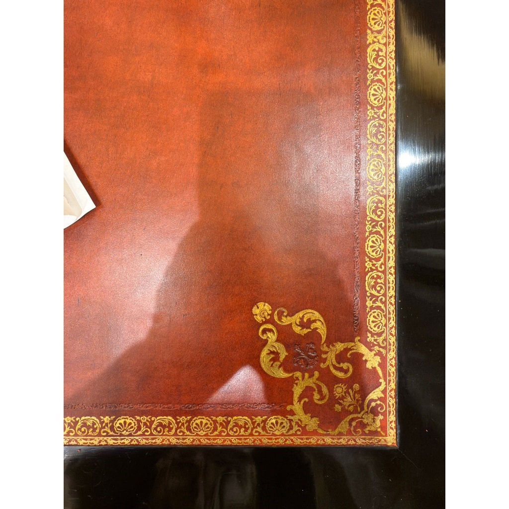 Bureau plat laqué noir d’époque Louis XV vers 1740-1750 13