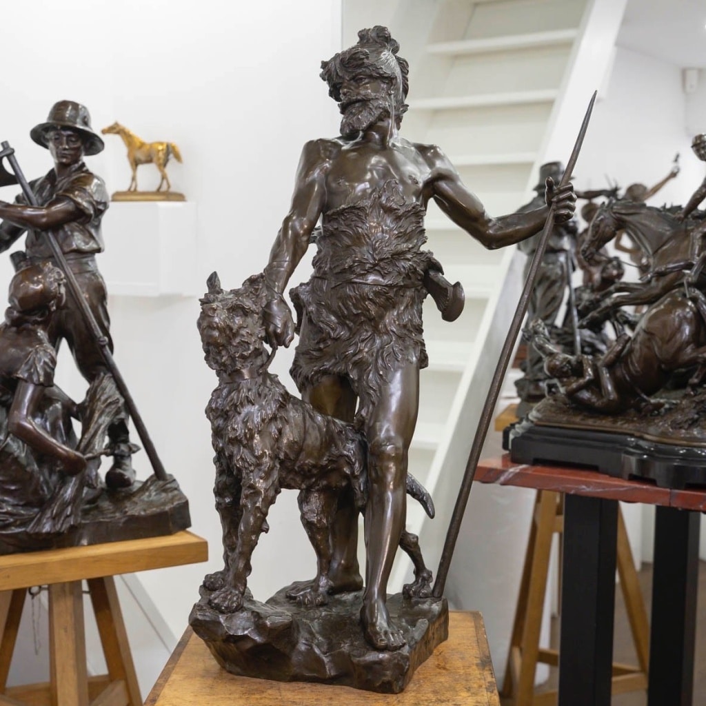 Sculpture – Le Chasseur Gaulois , Marcel Debut (1865-1933) – Bronze 2 Sculpture – Le Chasseur Gaulois , Marcel Debut (1865-1933) – Bronze 2