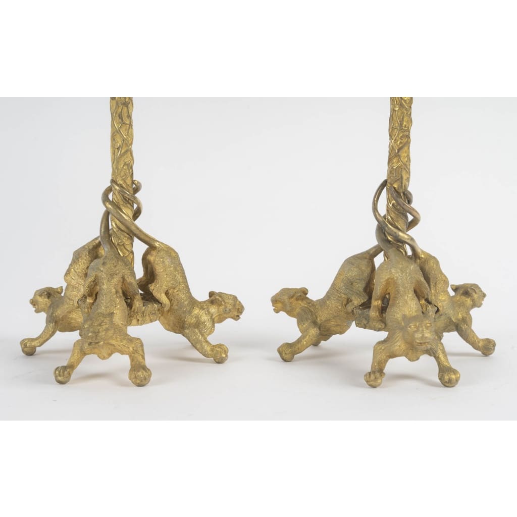 Paire de bougeoirs en bronze doré d&rsquo;époque Napoléon III attribués à Christophe FRATIN 5