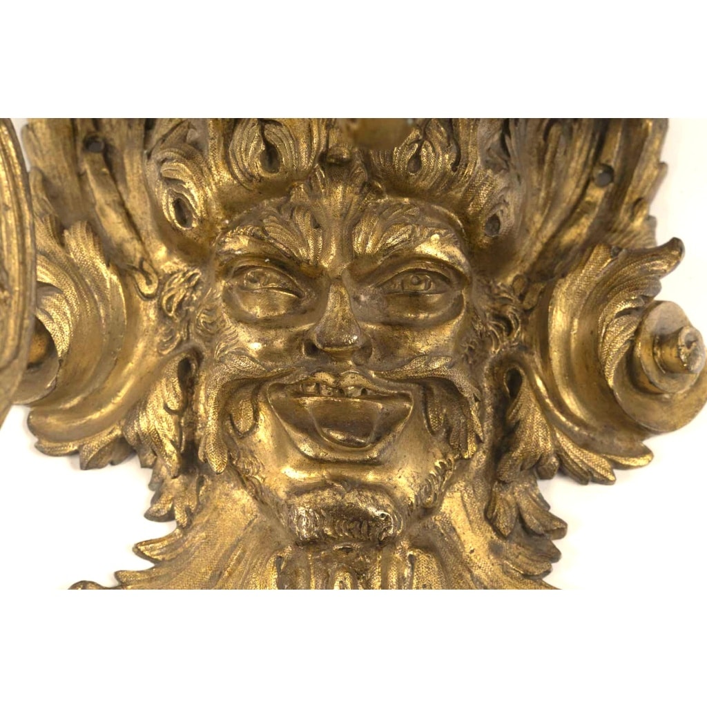 Paire d&rsquo;appliques de style Régence en bronze doré. XIXème siècle 6