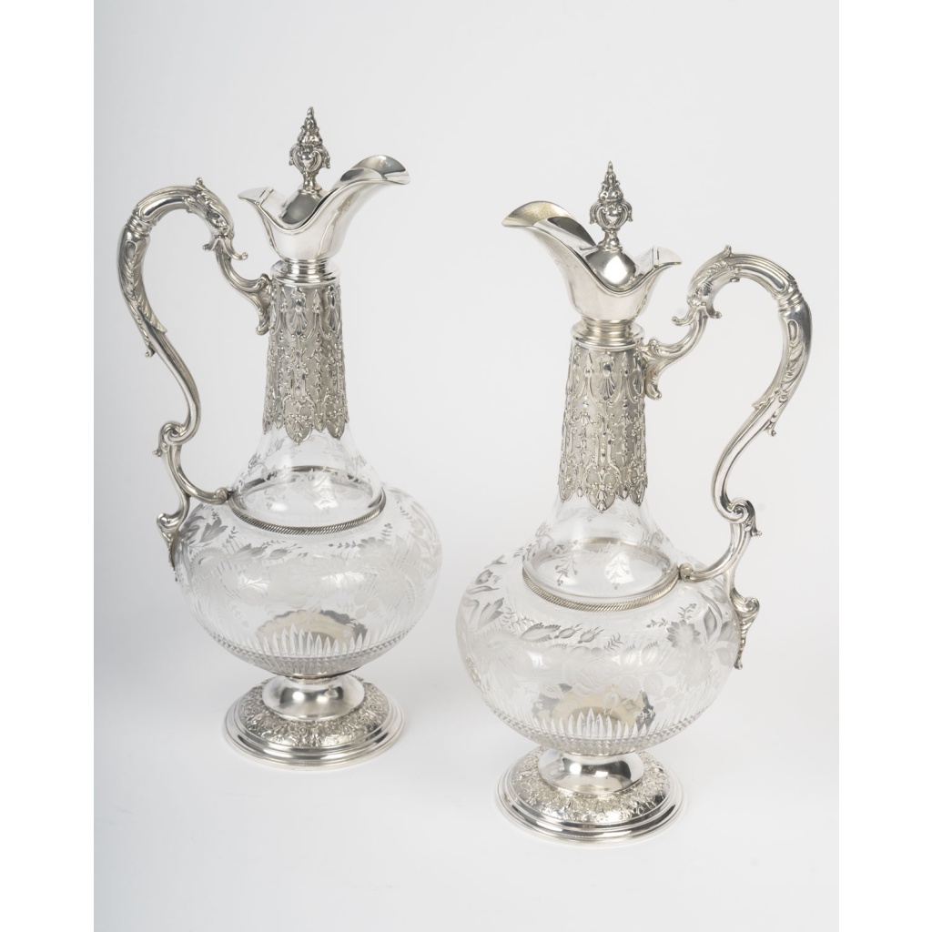 ARMAND GROSS – Paire d&rsquo; Aiguières en cristal et argent massif fin XIXe