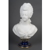 Sèvres, Buste de la reine Marie-Antoinette en biscuit, fin du XIXème siècle 15 Sèvres, Buste de la reine Marie-Antoinette en biscuit, fin du XIXème siècle 15
