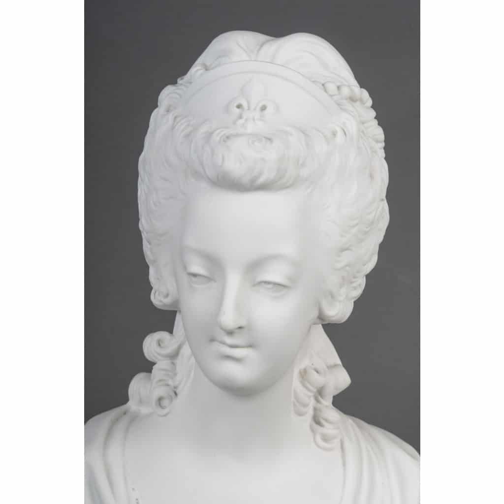 Sèvres, Buste de la reine Marie-Antoinette en biscuit, fin du XIXème siècle 9 Sèvres, Buste de la reine Marie-Antoinette en biscuit, fin du XIXème siècle 9