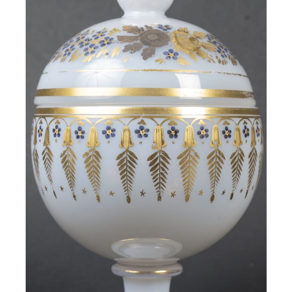Jean-Baptiste Desvignes, bonbonnière en opaline, Epoque Restauration 4