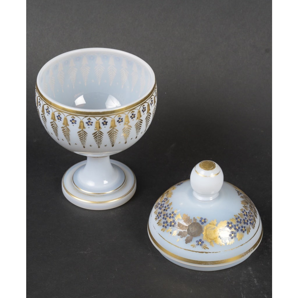 Jean-Baptiste Desvignes, bonbonnière en opaline, Epoque Restauration 3