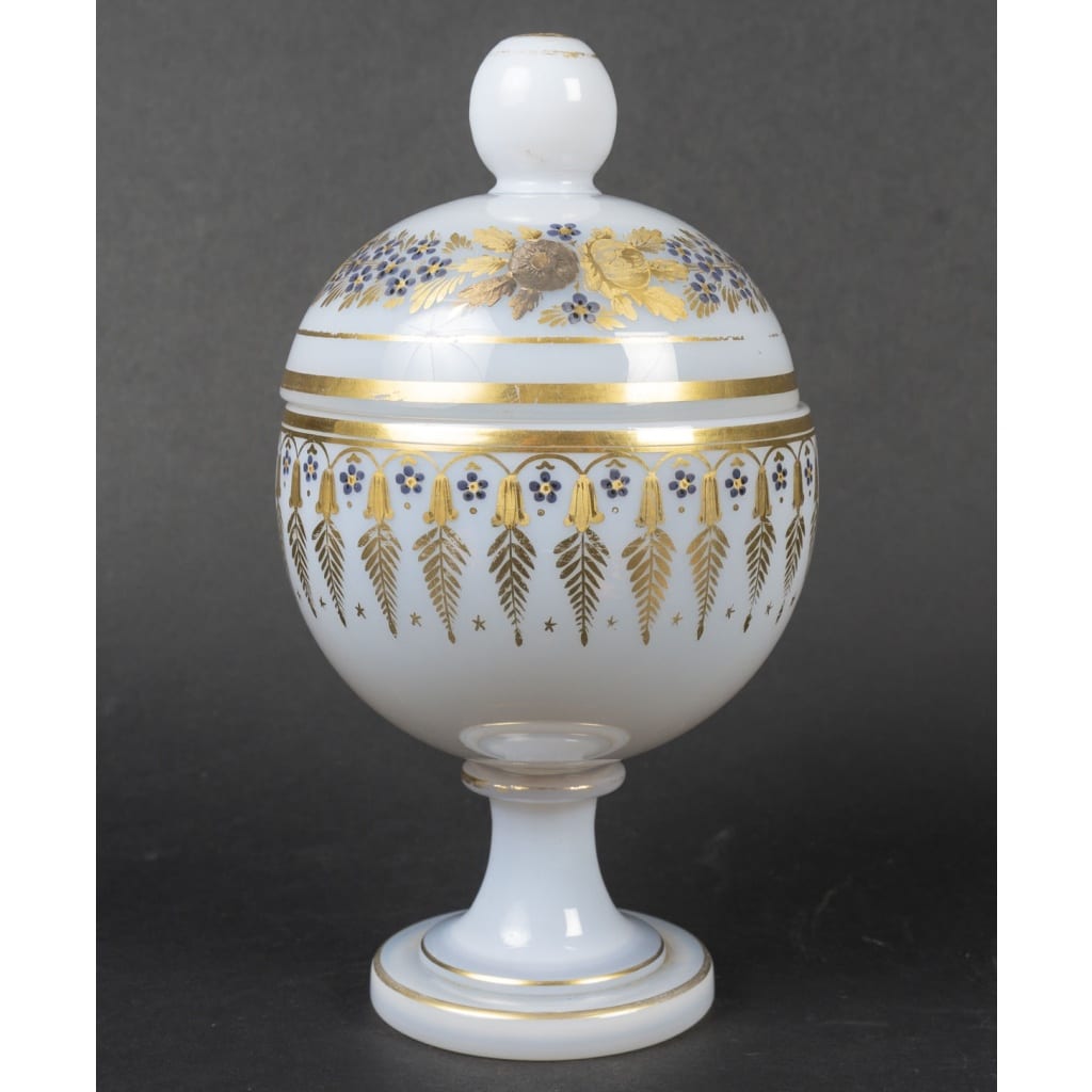 Jean-Baptiste Desvignes, bonbonnière en opaline, Epoque Restauration 2