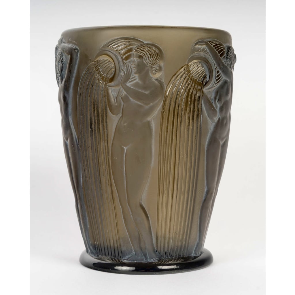 Vase « Danaïdes » verre topaze fumé patiné blanc de René LALIQUE 5