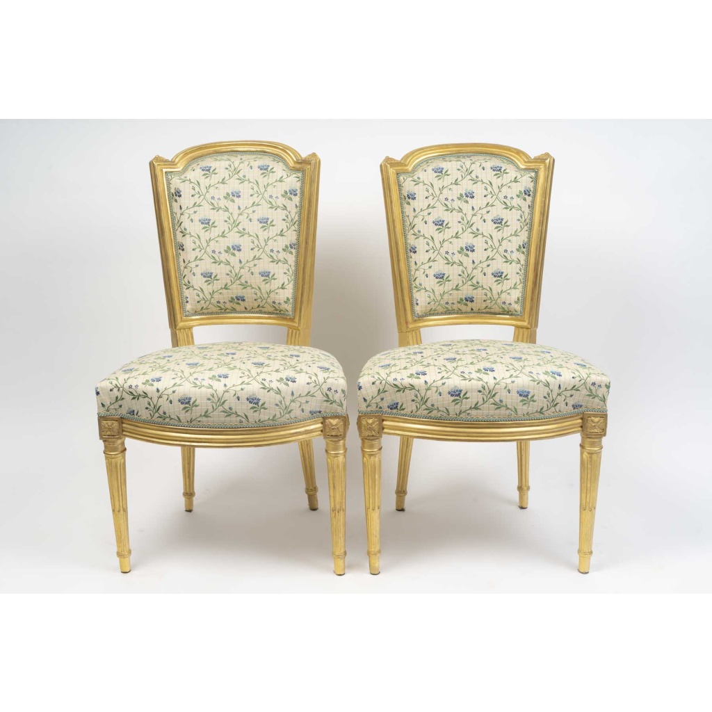 Paire de chaises en bois doré, d&rsquo;époque Louis XVI (1774-1789), XVIIIème siècle.