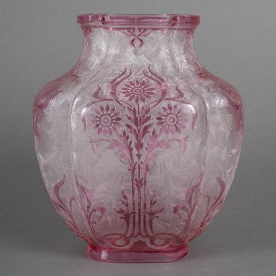 BACCARAT, vase en cristal gravé, fin XIXème BACCARAT, vase en cristal gravé, fin XIXème