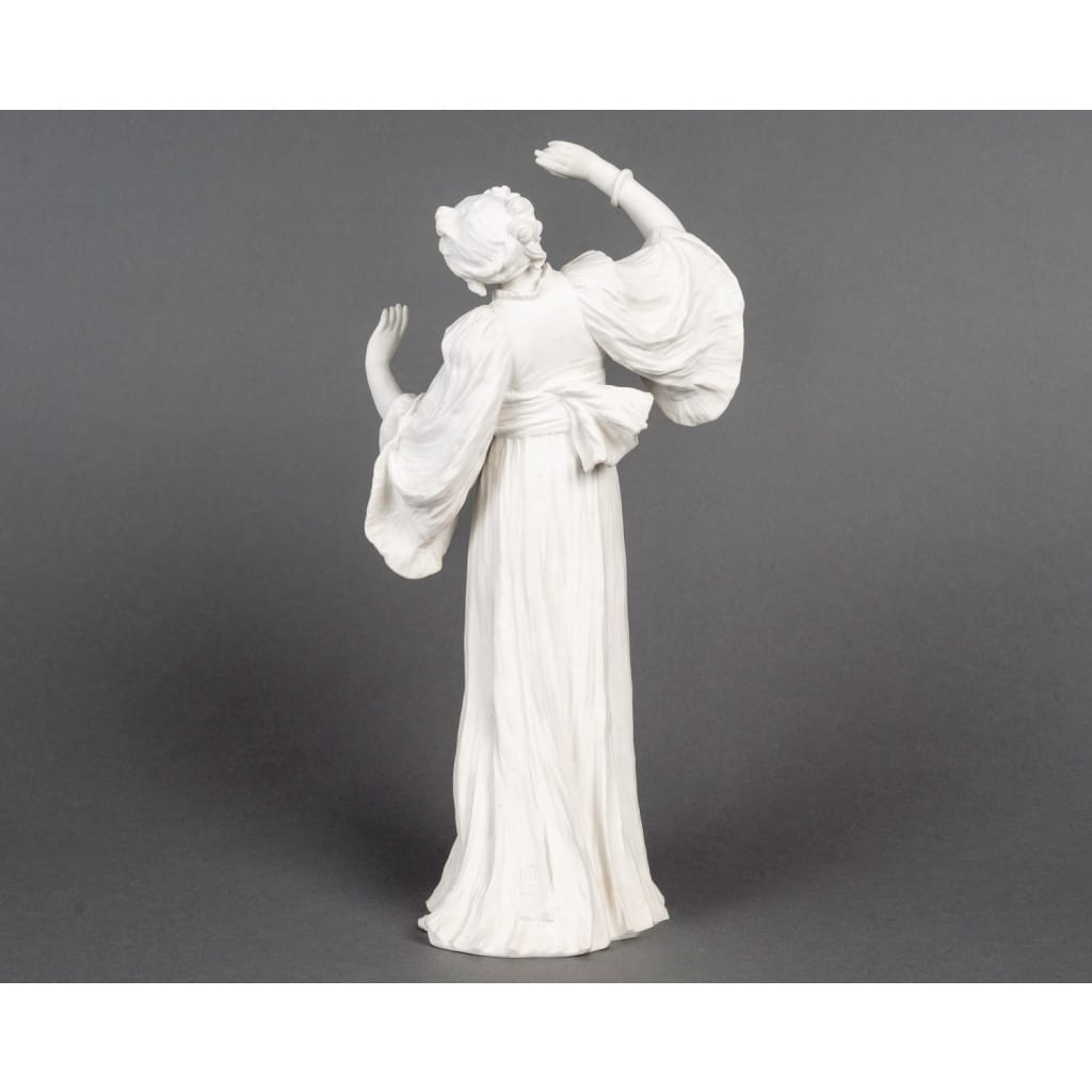 Sculpture Statuette « Danseuse au Bracelet » porcelaine de Sèvres d&rsquo;Agathon LEONARD 5