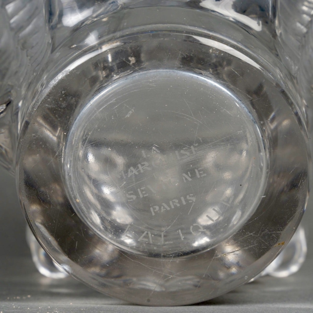 Vase « Paimpol » cristal blanc de Marc LALIQUE pour La Marquise de Sévigné 8