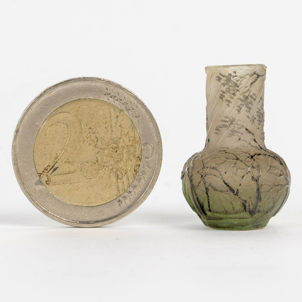 Vase Miniature « A la Pluie » verre dégagé à l&rsquo;acide et émaillé de DAUM Nancy 6