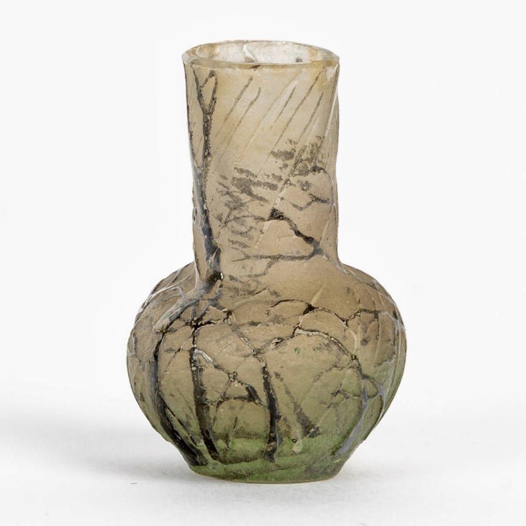 Vase Miniature « A la Pluie » verre dégagé à l&rsquo;acide et émaillé de DAUM Nancy 3