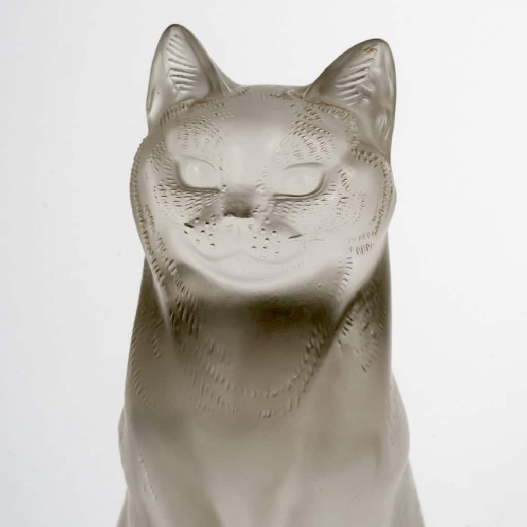 Sculpture Statuette « Chat Assis » verre blanc de René LALIQUE 6