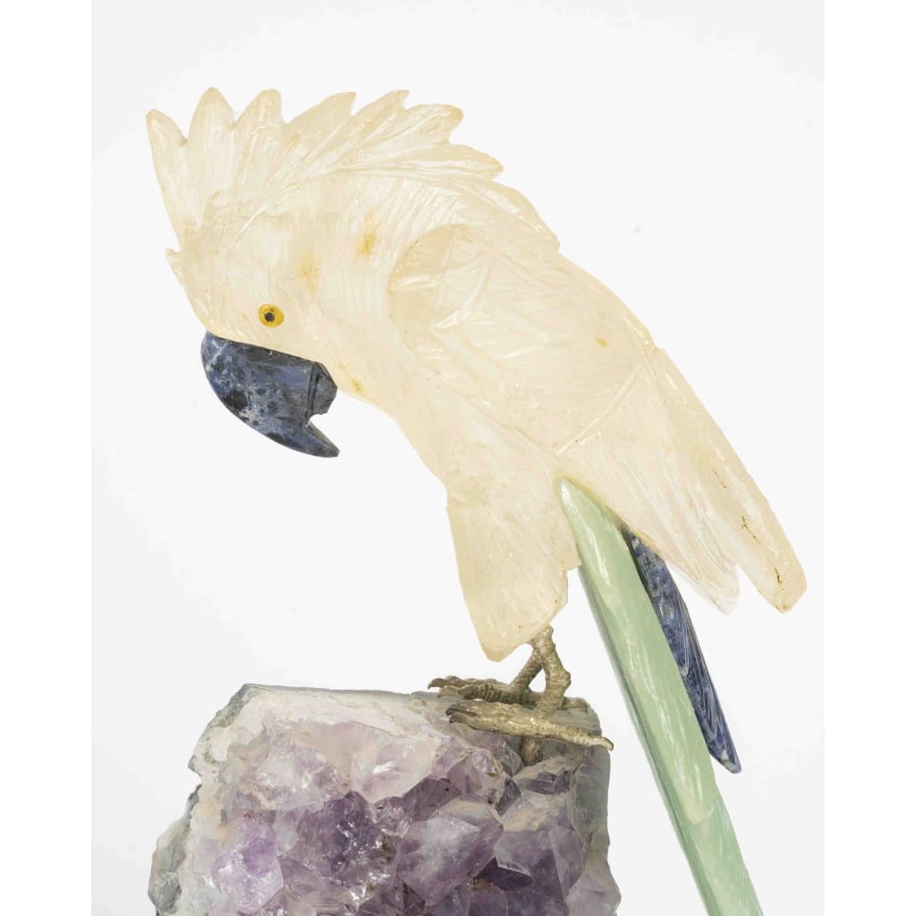 Une sculpture de perroquet en améthyste, XXème siècle 3 Une sculpture de perroquet en améthyste, XXème siècle 3