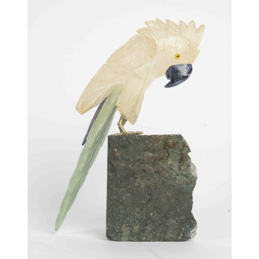 Une sculpture de perroquet en améthyste, XXème siècle 5 Une sculpture de perroquet en améthyste, XXème siècle 5