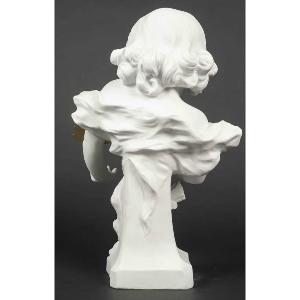 ARISTIDE DE RANIERI, Un biscuit de Sèvres, petite fille à la libellule, début XXème siècle 6 ARISTIDE DE RANIERI, Un biscuit de Sèvres, petite fille à la libellule, début XXème siècle 6