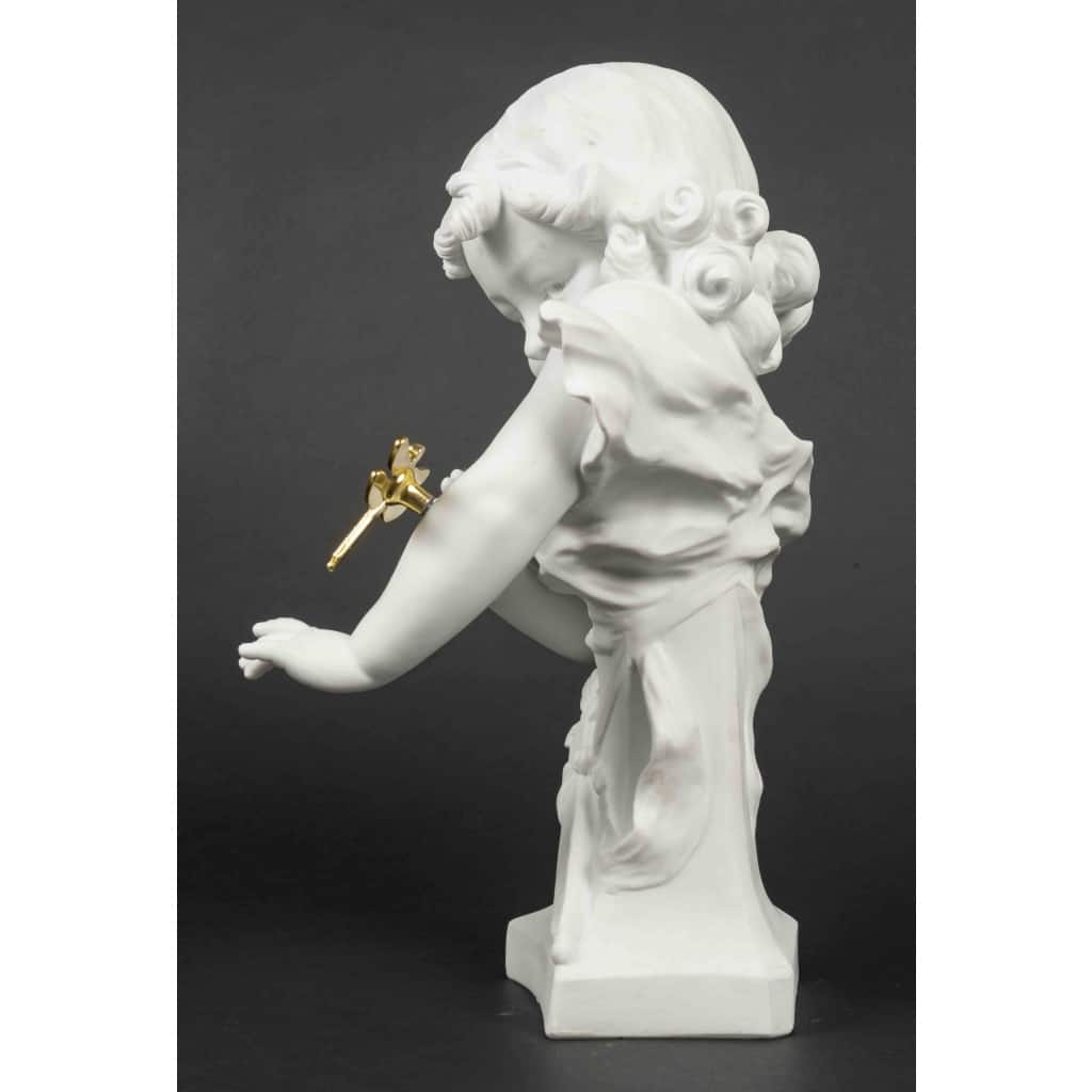 ARISTIDE DE RANIERI, Un biscuit de Sèvres, petite fille à la libellule, début XXème siècle 5 ARISTIDE DE RANIERI, Un biscuit de Sèvres, petite fille à la libellule, début XXème siècle 5