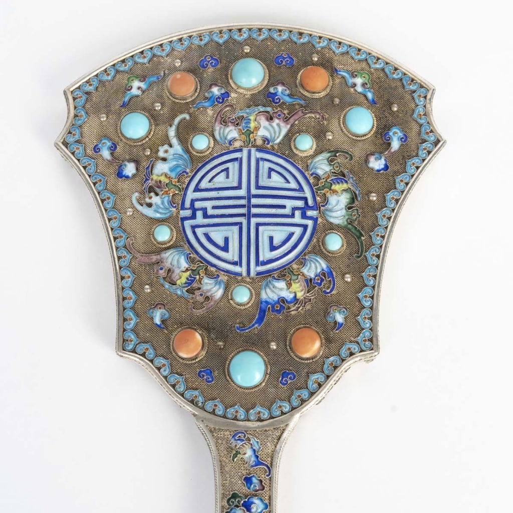 Miroir en argent, Travail d&rsquo;extreme orient. Fin XIX-Début XXème siècle 4