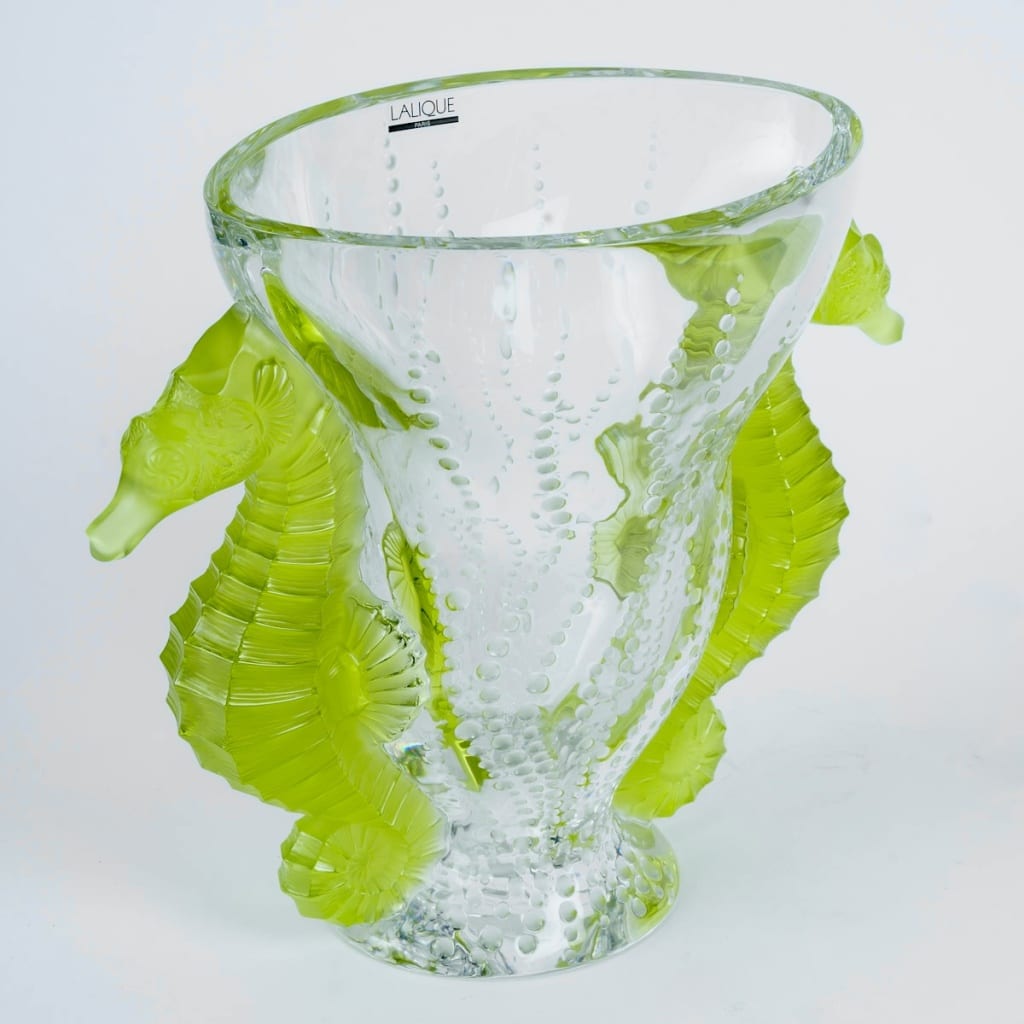 Vase « Poséïdon » cristal blanc et vert absinthe de LALIQUE FRANCE 4
