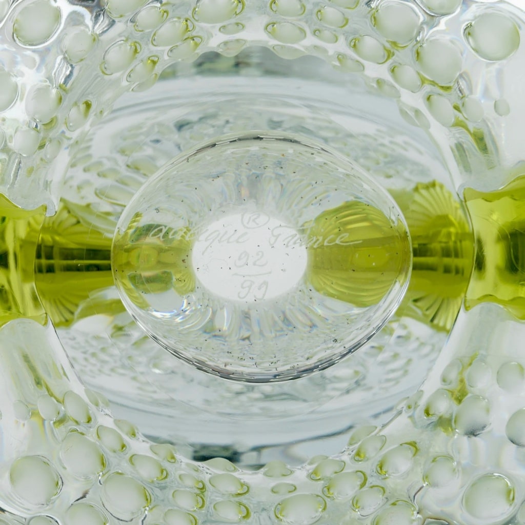 Vase « Poséïdon » cristal blanc et vert absinthe de LALIQUE FRANCE 9