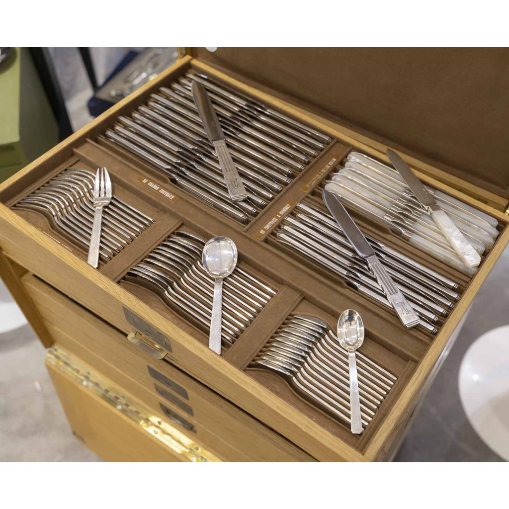 ORFEVRE SAVARY & FILS MENAGERE 191 PIECES EN ARGENT MASSIF EPOQUE 1930