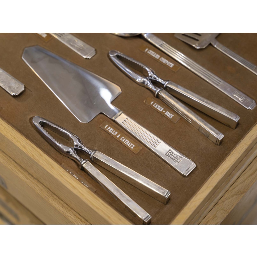 ORFEVRE SAVARY & FILS MENAGERE 191 PIECES EN ARGENT MASSIF EPOQUE 1930 21