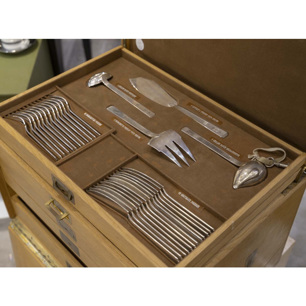 ORFEVRE SAVARY & FILS MENAGERE 191 PIECES EN ARGENT MASSIF EPOQUE 1930 24