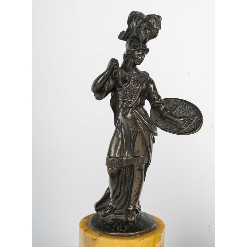 Paire de statuettes en bronze patiné figurant Mars et Minerve, Italie, XVIIIe siècle 5 Paire de statuettes en bronze patiné figurant Mars et Minerve, Italie, XVIIIe siècle 5