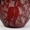 Vase « Perruches » verre rouge patiné blanc de René LALIQUE 13