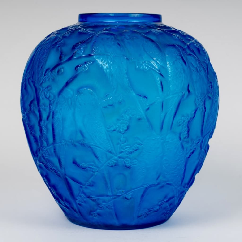 Vase « Perruches » verre blanc de René LALIQUE 3
