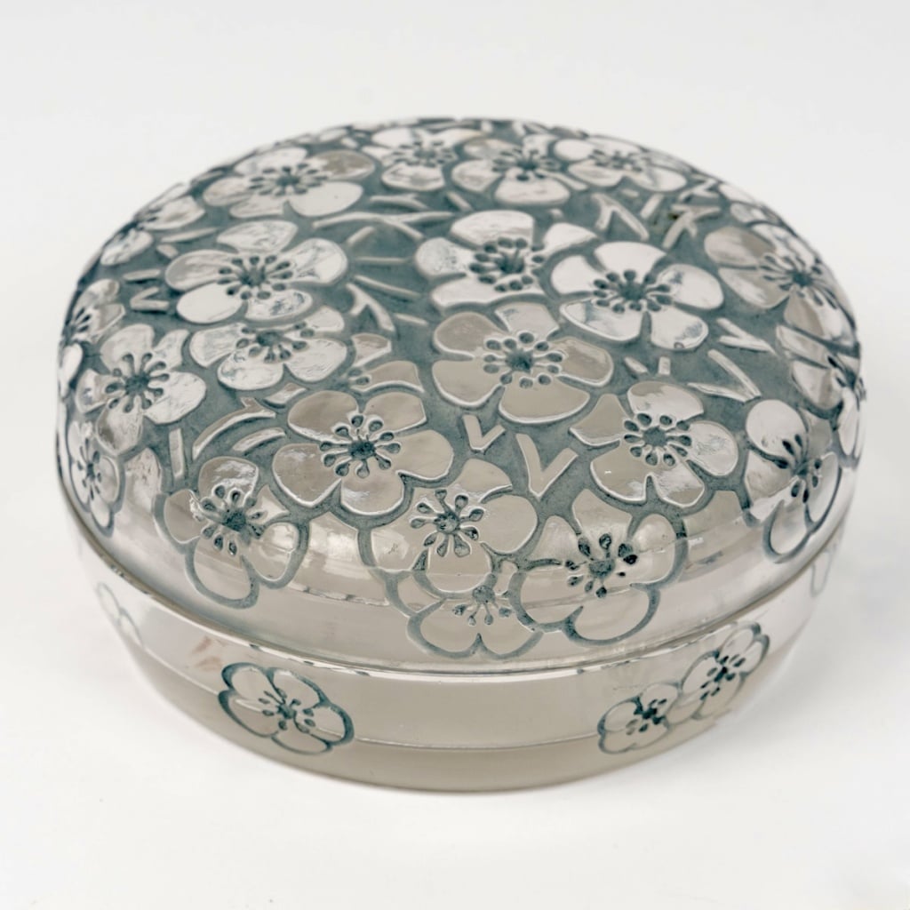 Boîte « Emiliane » verre blanc patiné bleu de René LALIQUE