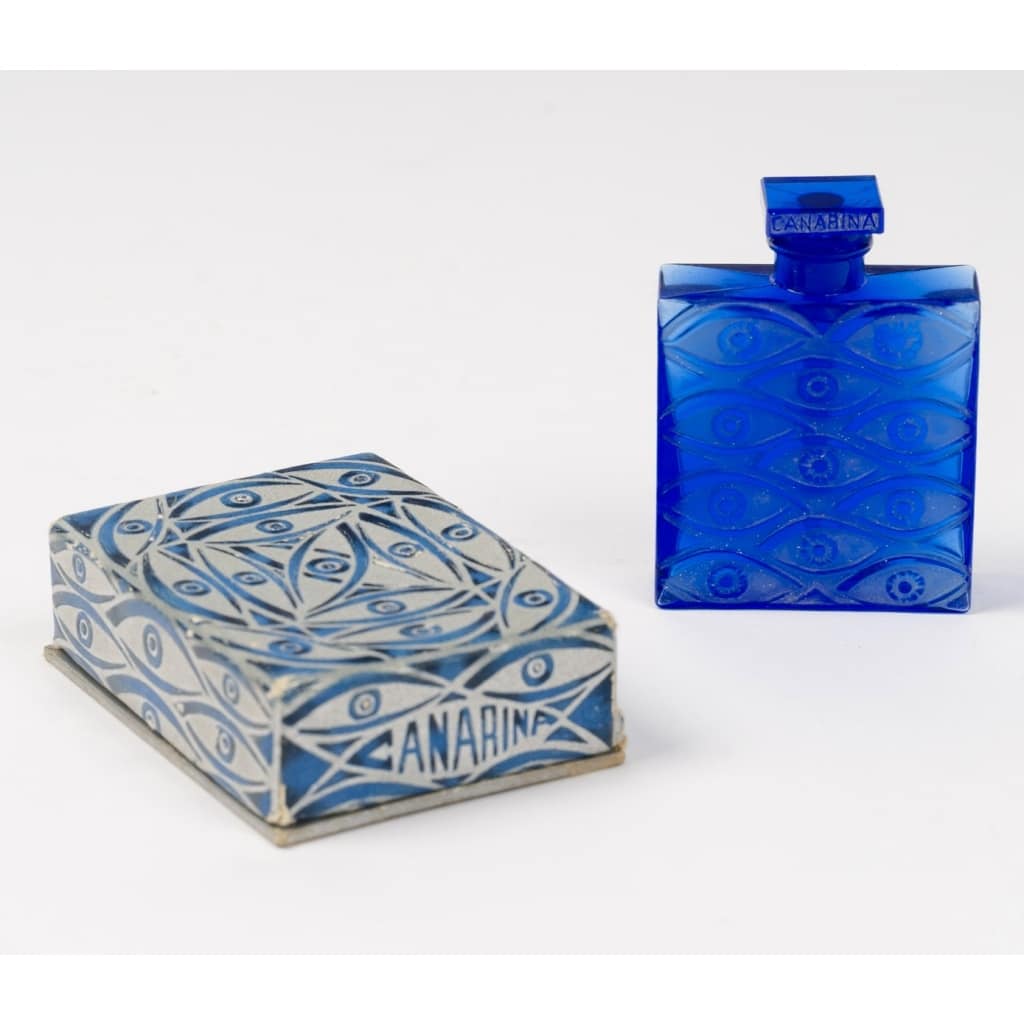 Flacon « Les Yeux Bleus » verre bleu cobalt patiné blanc de René LALIQUE pour Canarina 9