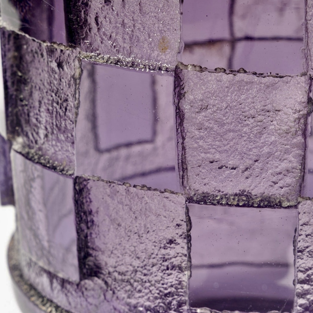 Vase Art Déco verre améthyste dégagé à l&rsquo;acide de DAUM NANCY 7