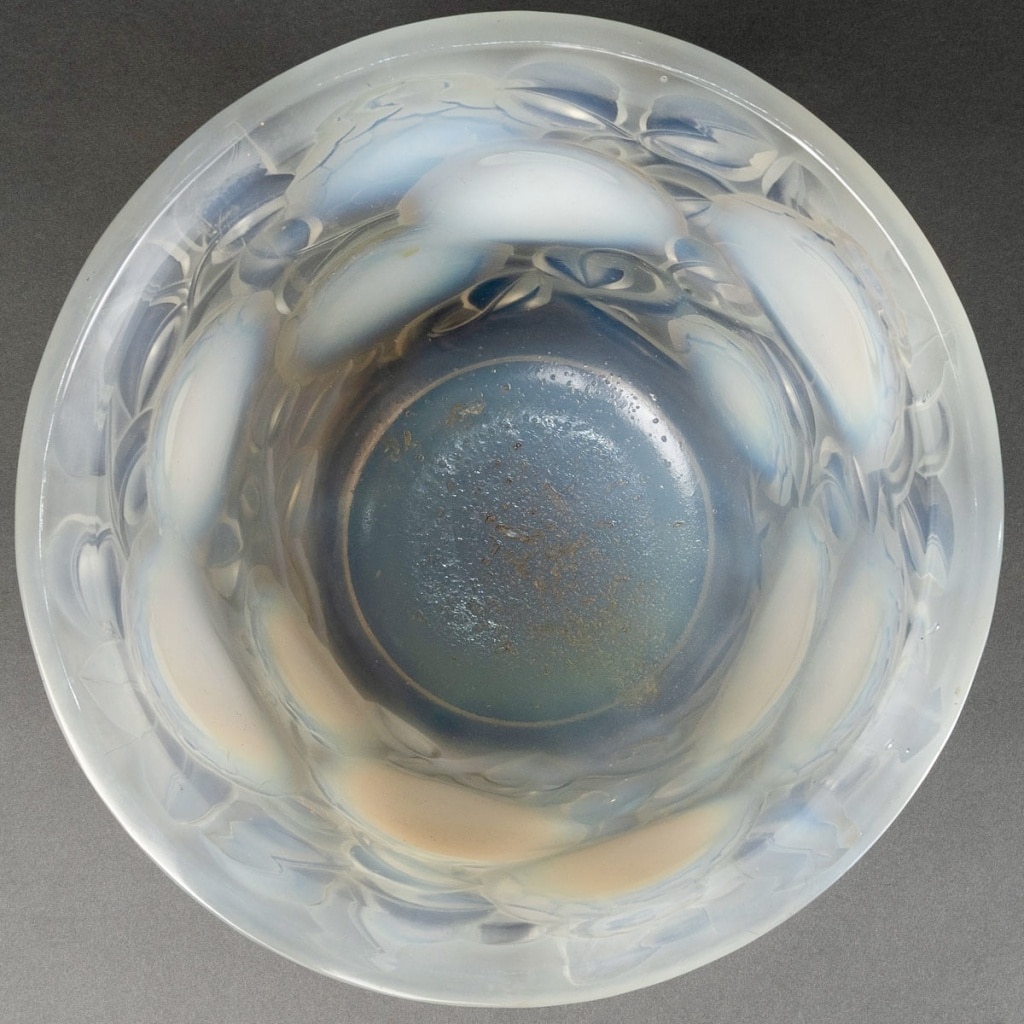 Vase « Oran » verre opalescent de René LALIQUE 6