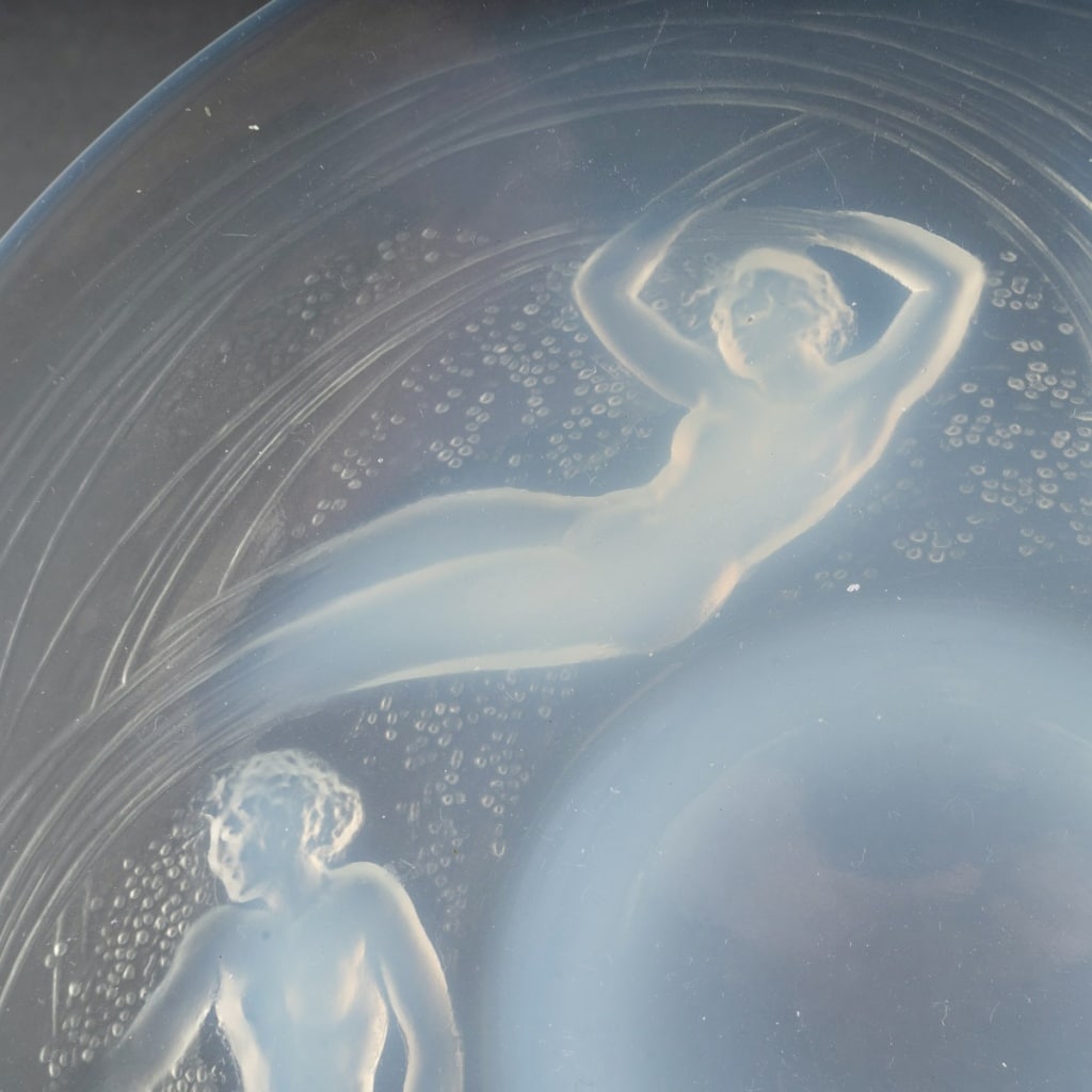 Suite de 6 Assiettes « Ondines » verre opalescent de René LALIQUE 6