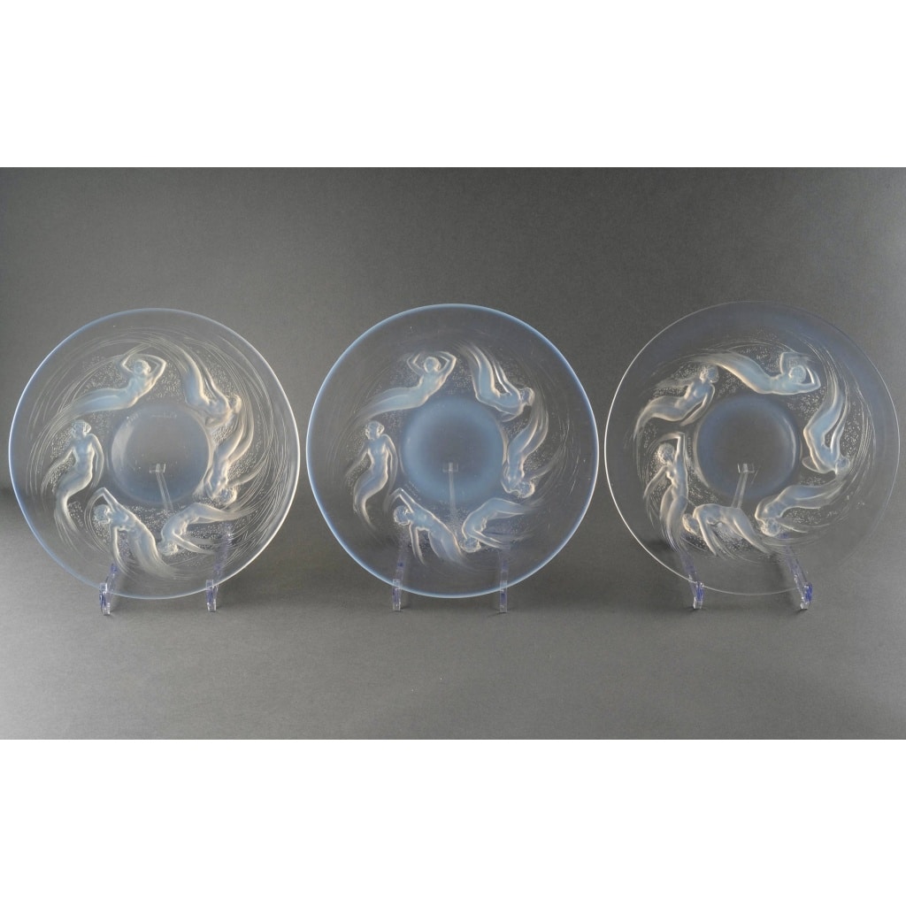 Suite de 6 Assiettes « Ondines » verre opalescent de René LALIQUE 4