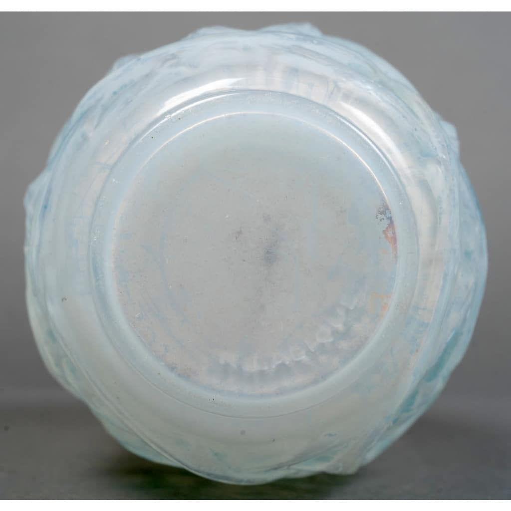 Vase « Ronces » verre opalescent patiné bleu de René LALIQUE 6