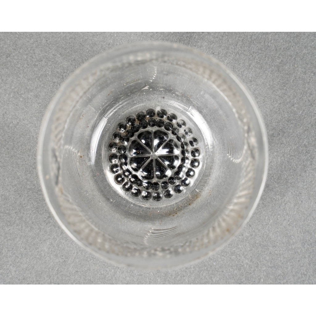 Suite de 6 Gobelets Verres à Shot « Coquelicot »‘ verre blanc émaillé noir de René Lalique 5 Suite de 6 Gobelets Verres à Shot « Coquelicot »‘ verre blanc émaillé noir de René Lalique 5