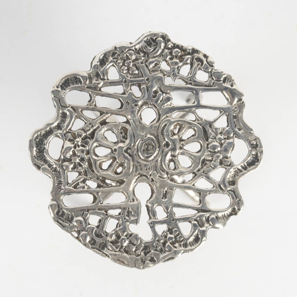 Miniature petit salon en argent massif de style Louis XV, époque fin XIXème siècle 9