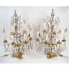Paire de grandes girandoles de style Louis XV en bronze doré et décor de cristal attribué à Baccarat 17 Paire de grandes girandoles de style Louis XV en bronze doré et décor de cristal attribué à Baccarat 17