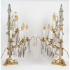 Paire de grandes girandoles de style Louis XV en bronze doré et décor de cristal attribué à Baccarat 18 Paire de grandes girandoles de style Louis XV en bronze doré et décor de cristal attribué à Baccarat 18