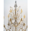 Paire de grandes girandoles de style Louis XV en bronze doré et décor de cristal attribué à Baccarat 14 Paire de grandes girandoles de style Louis XV en bronze doré et décor de cristal attribué à Baccarat 14