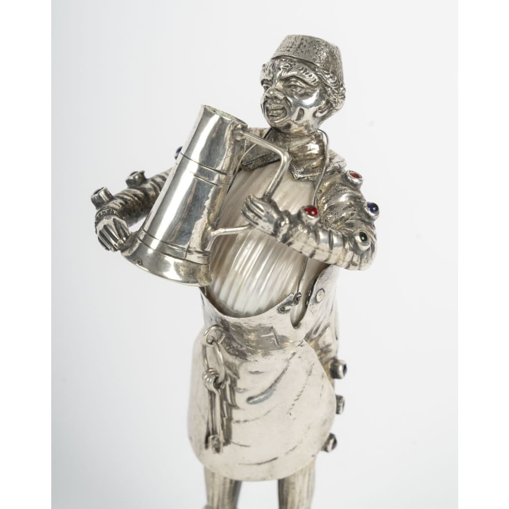 Nuremberg, Sujet en argent et coquillage, XIXème siècle 5 Nuremberg, Sujet en argent et coquillage, XIXème siècle 5