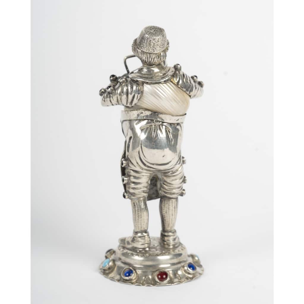 Nuremberg, Sujet en argent et coquillage, XIXème siècle 7 Nuremberg, Sujet en argent et coquillage, XIXème siècle 7