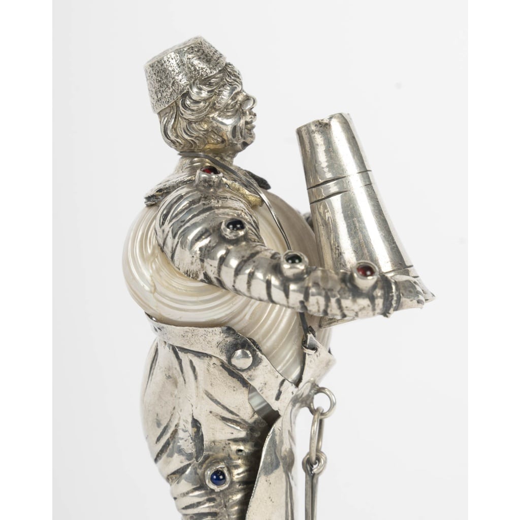 Nuremberg, Sujet en argent et coquillage, XIXème siècle 3 Nuremberg, Sujet en argent et coquillage, XIXème siècle 3